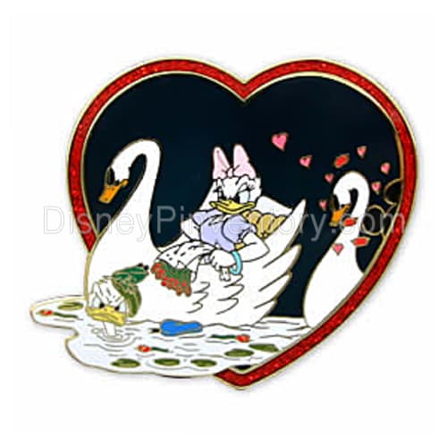 Disney Mall Exclusive - Donald & Daisy Heart Pin - Pin 4614