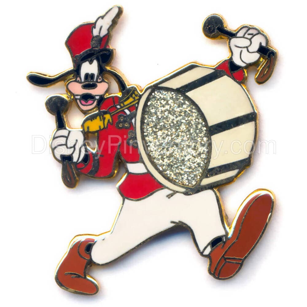 Marching Band - Goofy Playing Bass Drum Pin - Pin 640